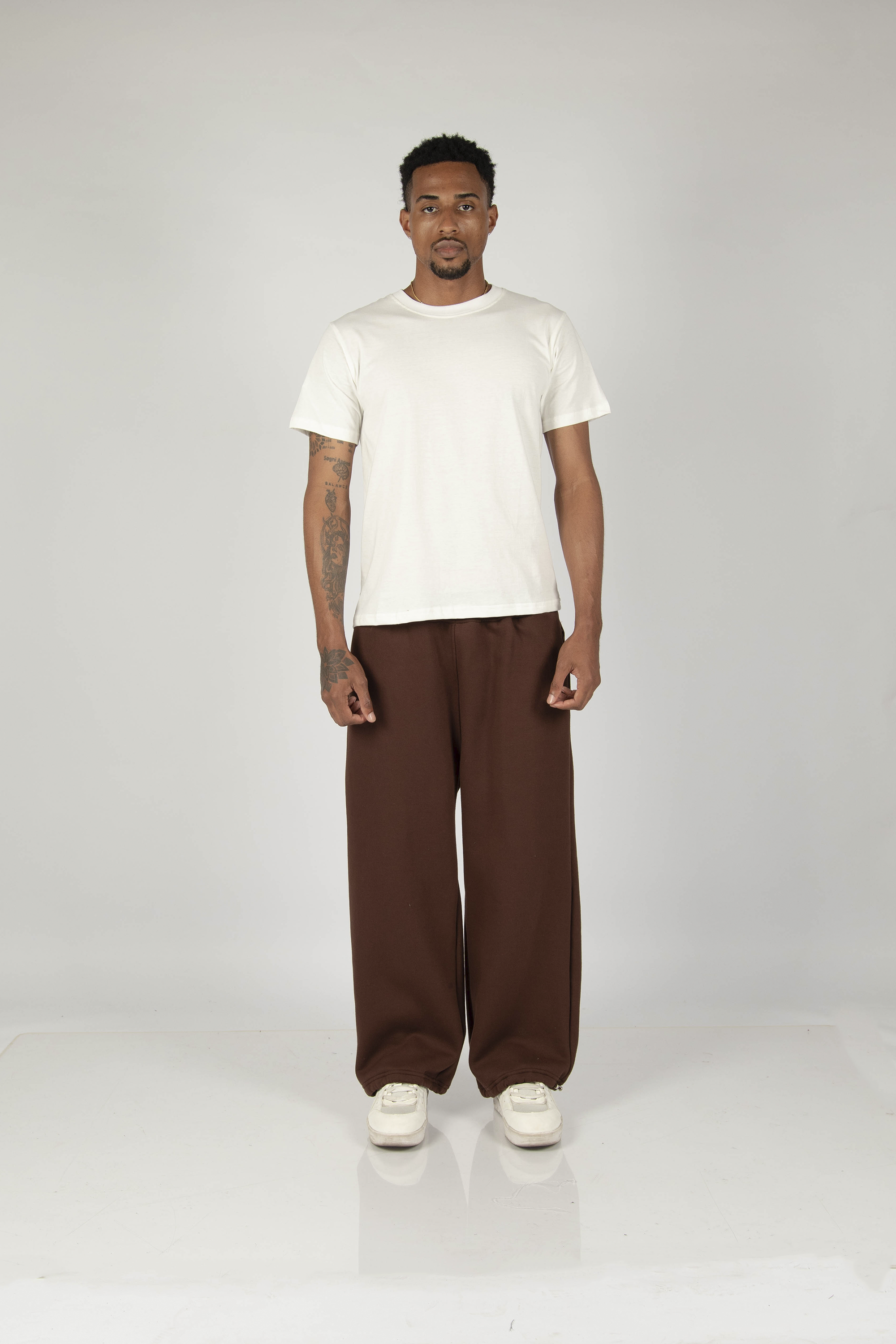JOGGER OVERSIZE FREE MARRON