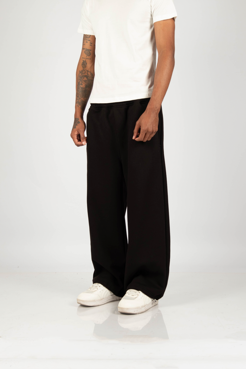 JOGGER OVERSIZE FREE NEGRO
