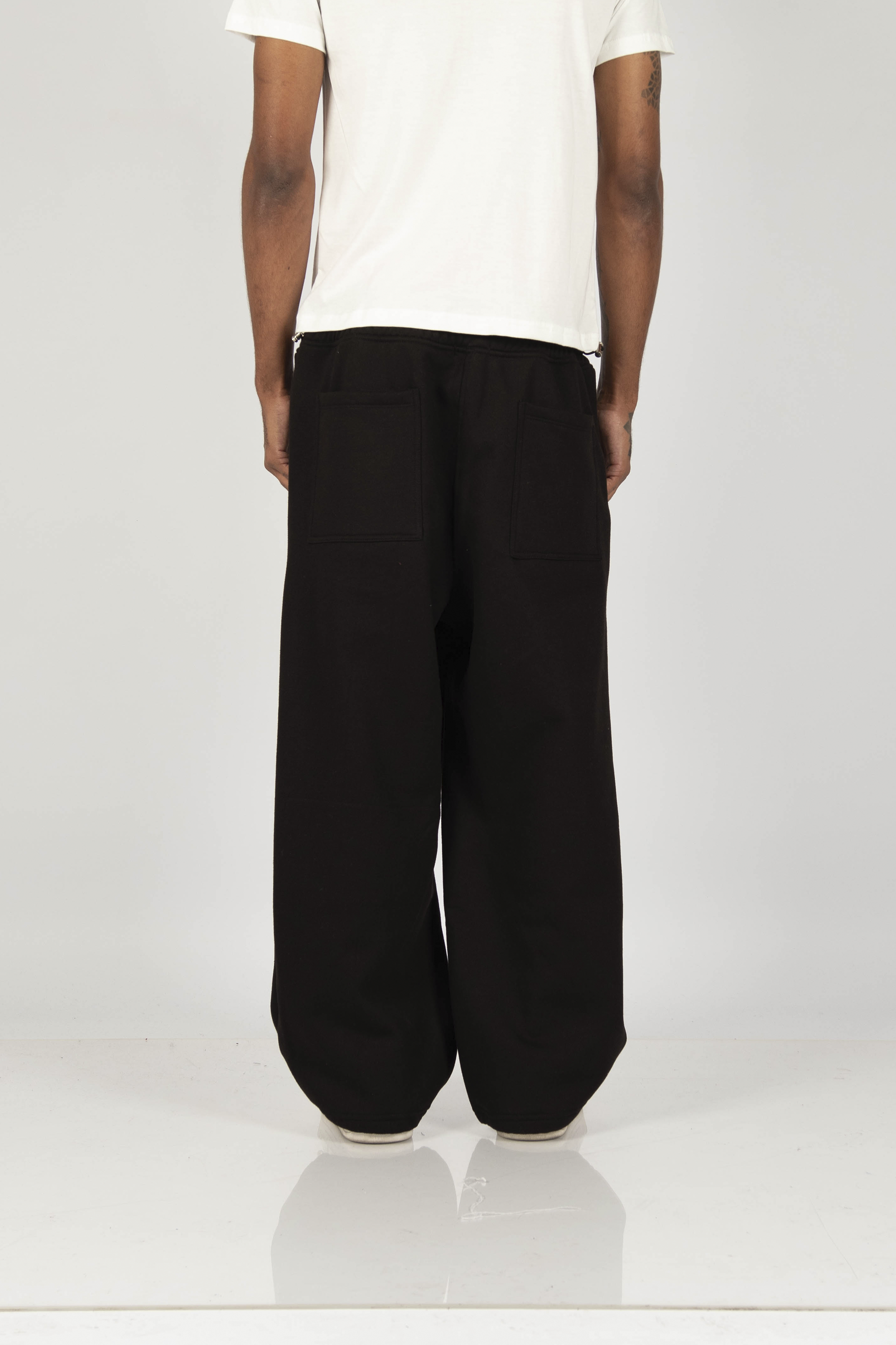 JOGGER OVERSIZE FREE NEGRO
