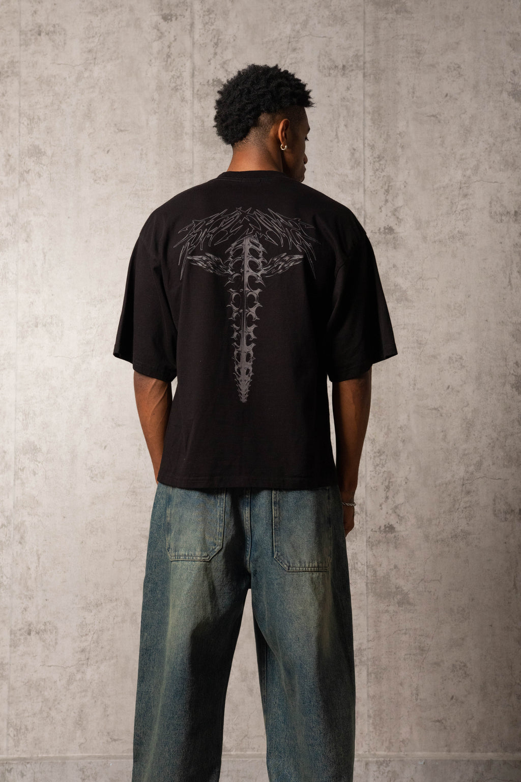 POLO MURCIÉLAGO SPINE SWORD NEGRO