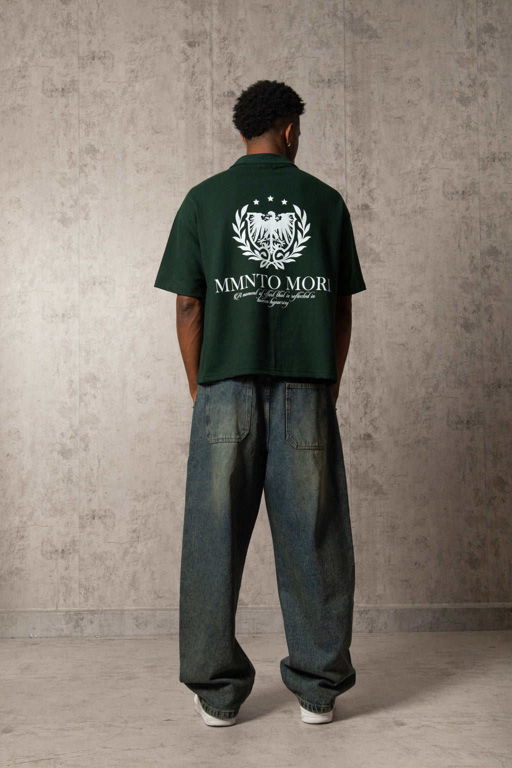 POLO PIQUÉ MEMENTO MORI VERDE HUMO