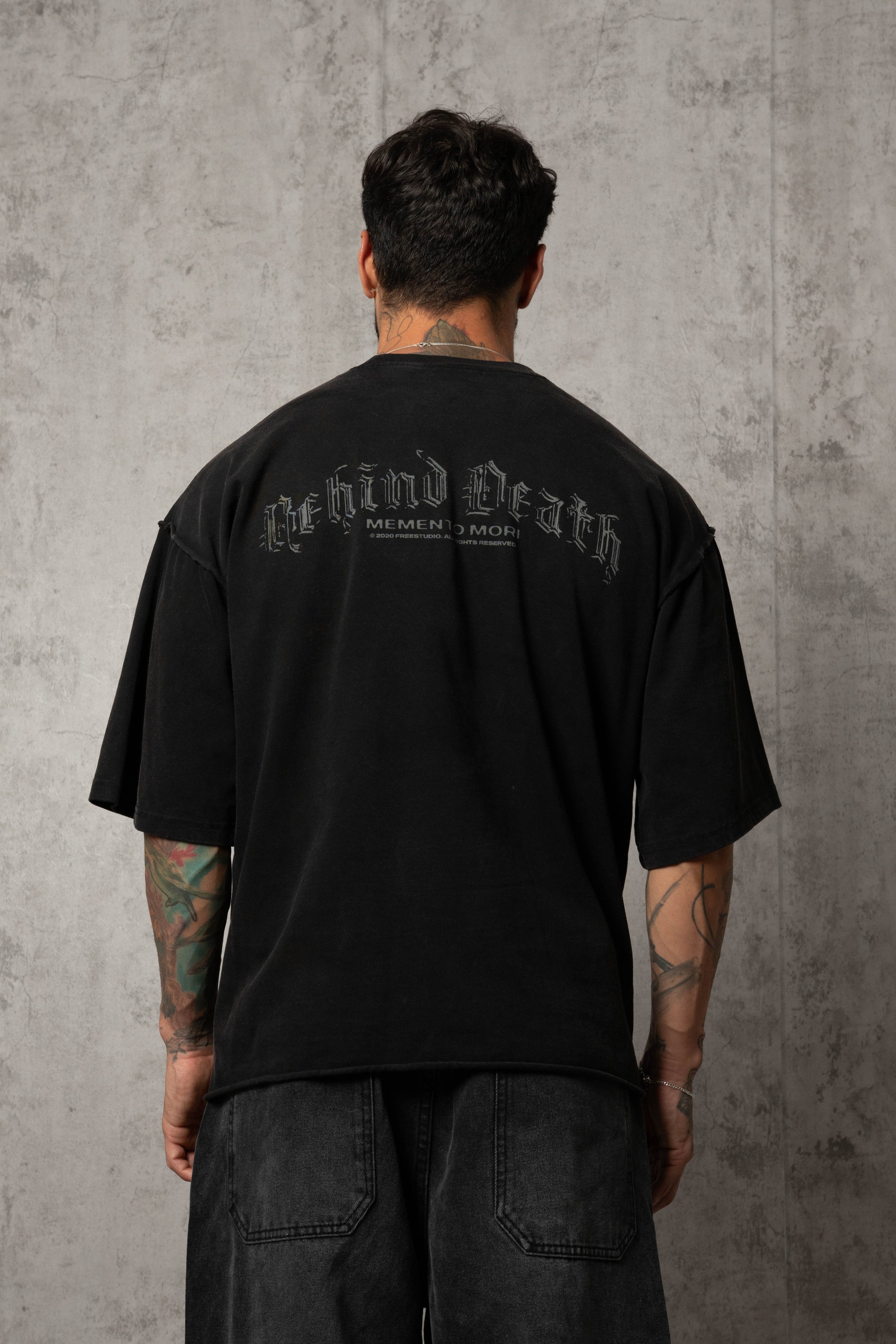 POLO GOTICO BEHIND DEATH CENIZO