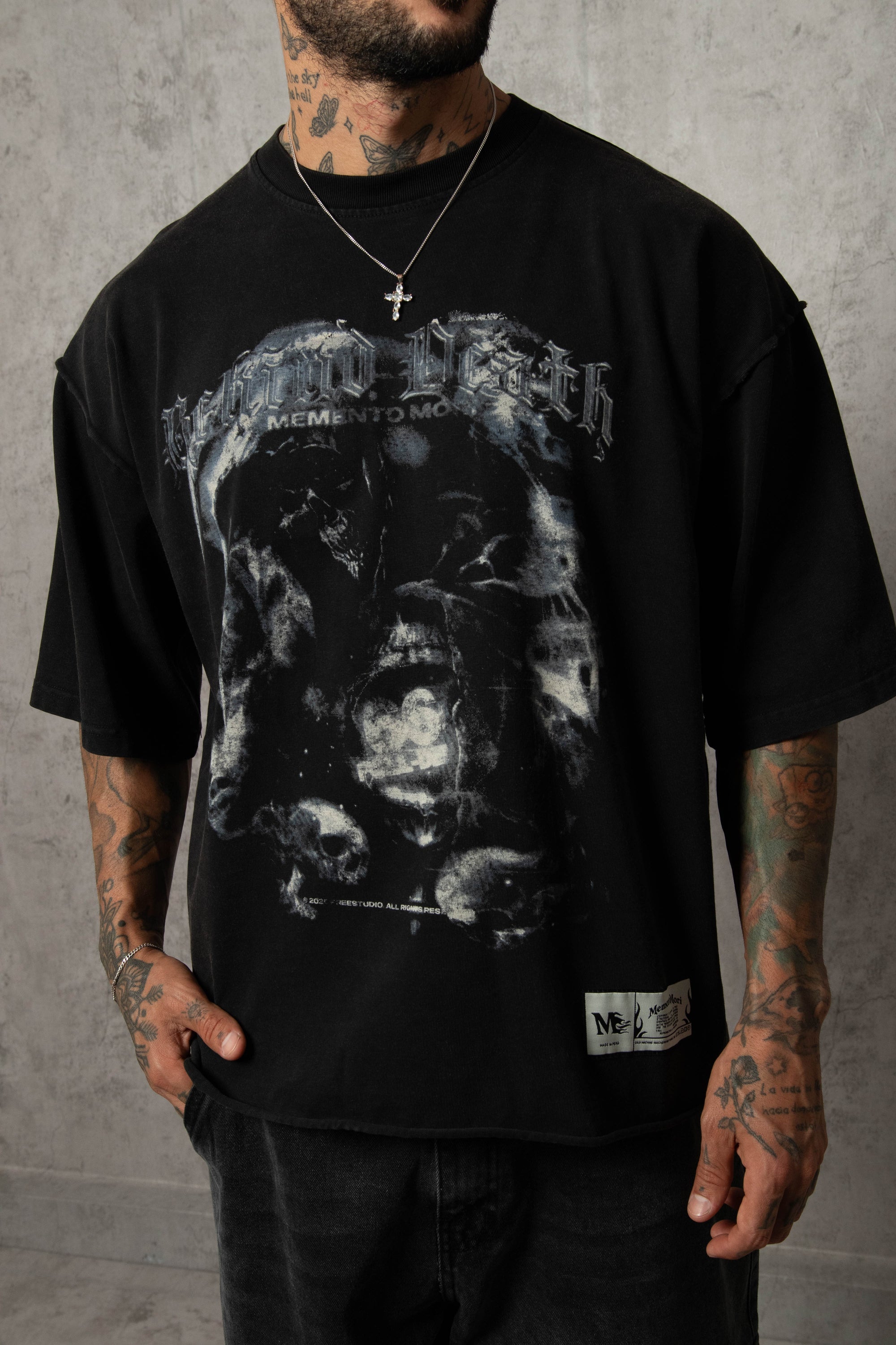 POLO GOTICO BEHIND DEATH CENIZO