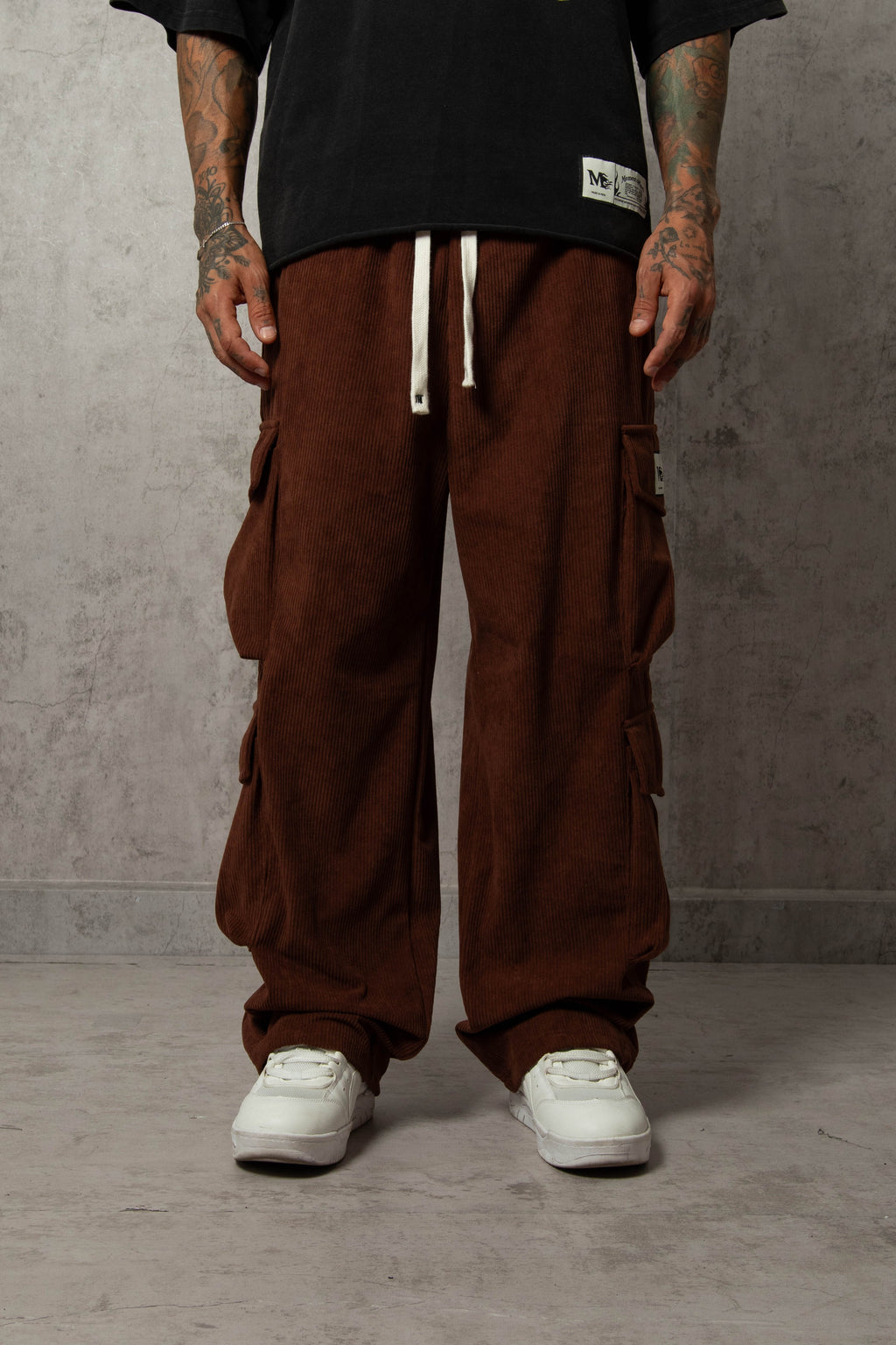 JOGGER CARGO CORDUROY MARRÓN