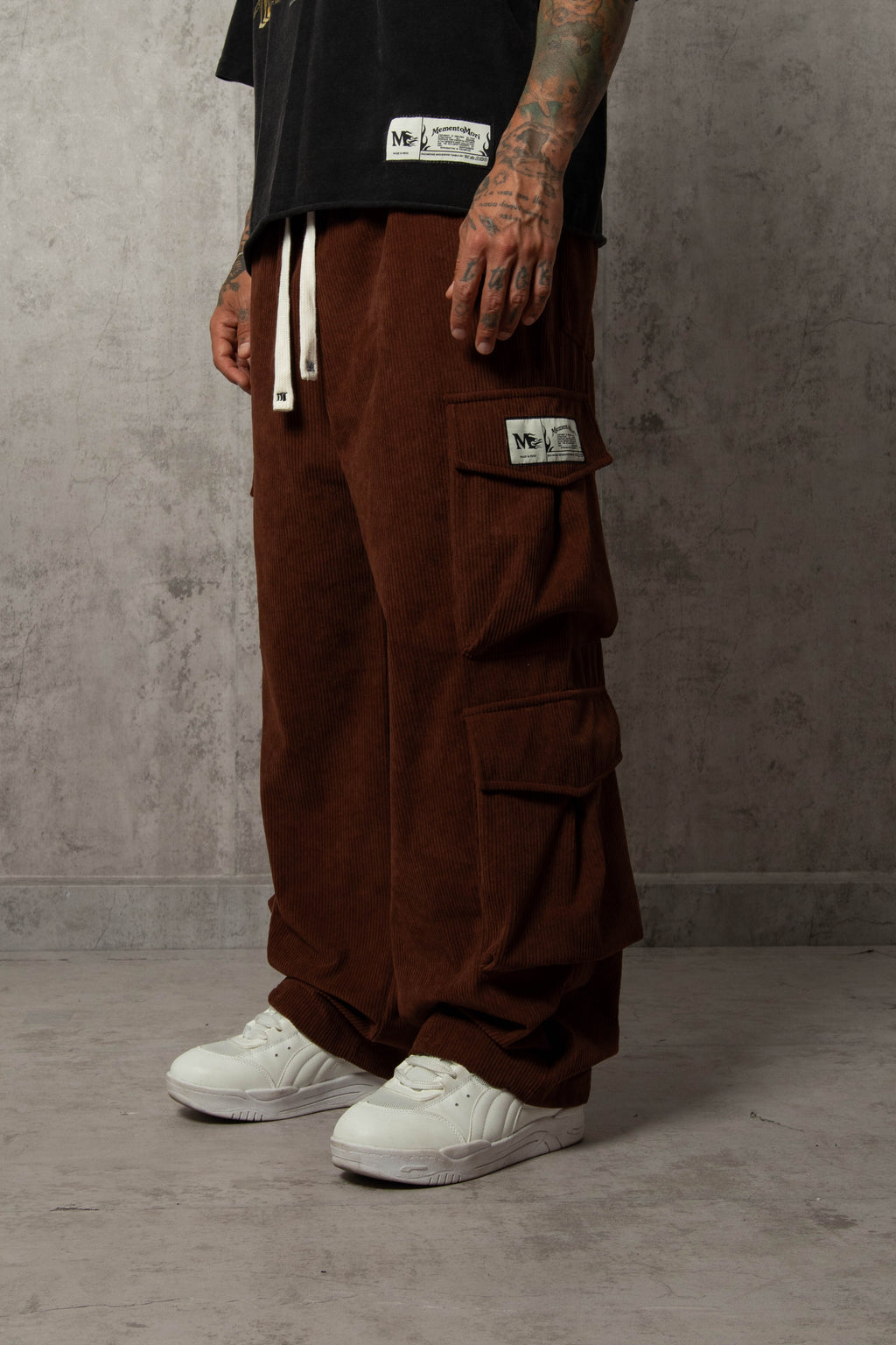 JOGGER CARGO CORDUROY MARRÓN