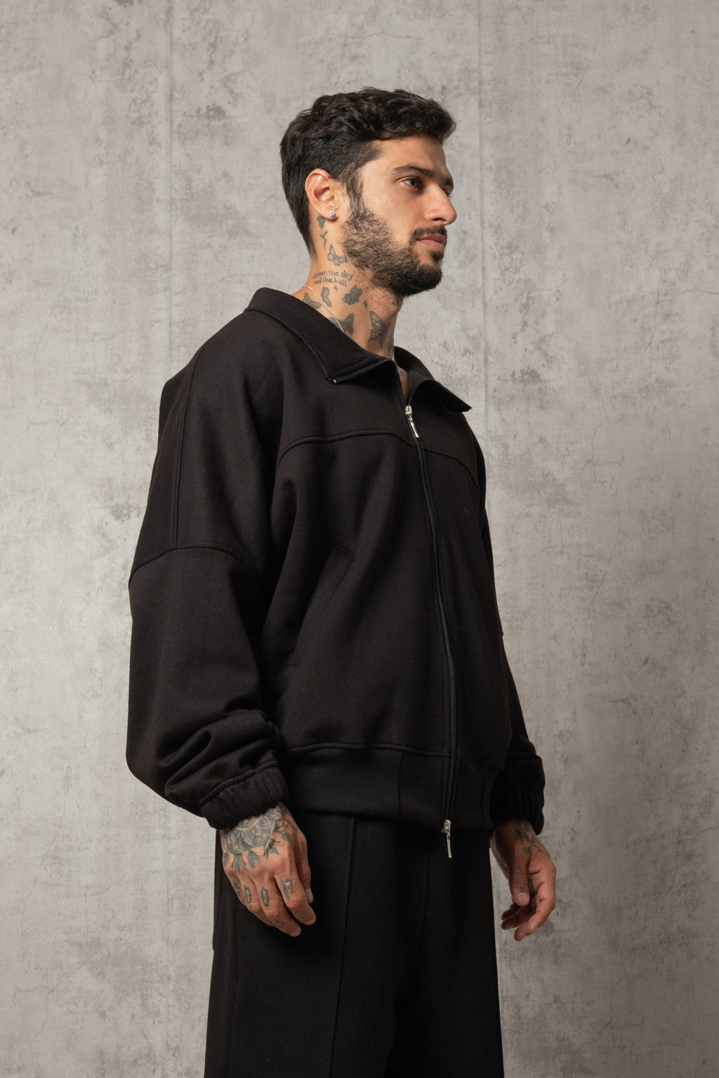 CONJUNTO ESSENTIAL WIDE NEGRO