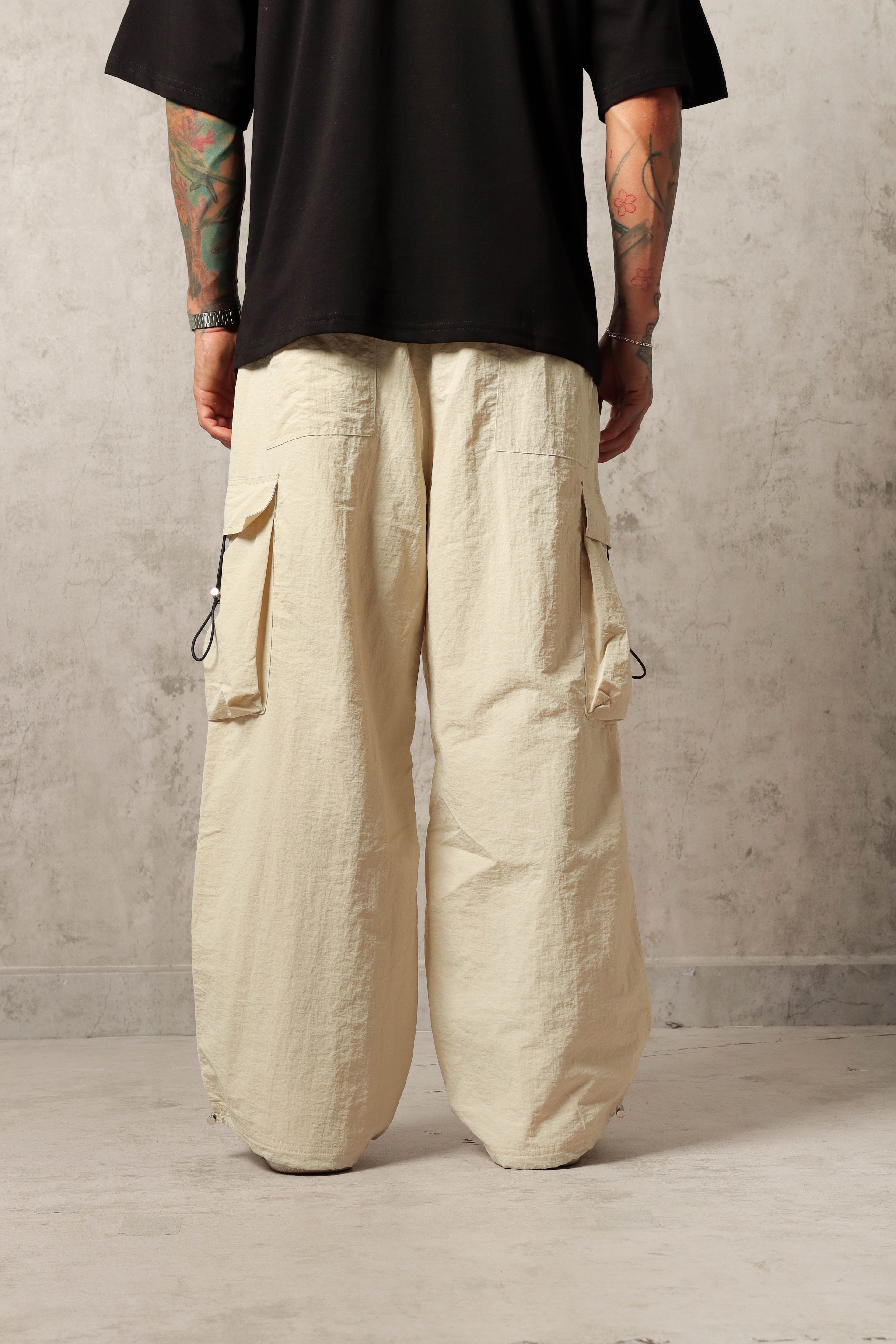 PARACHUTE CARGO HUESO