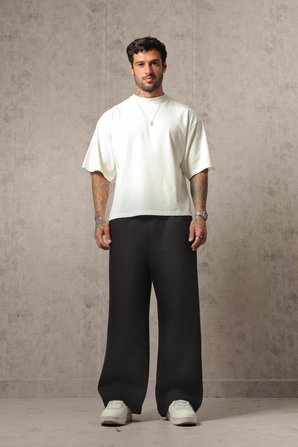 JOGGER OVERSIZE FREE NEGRO
