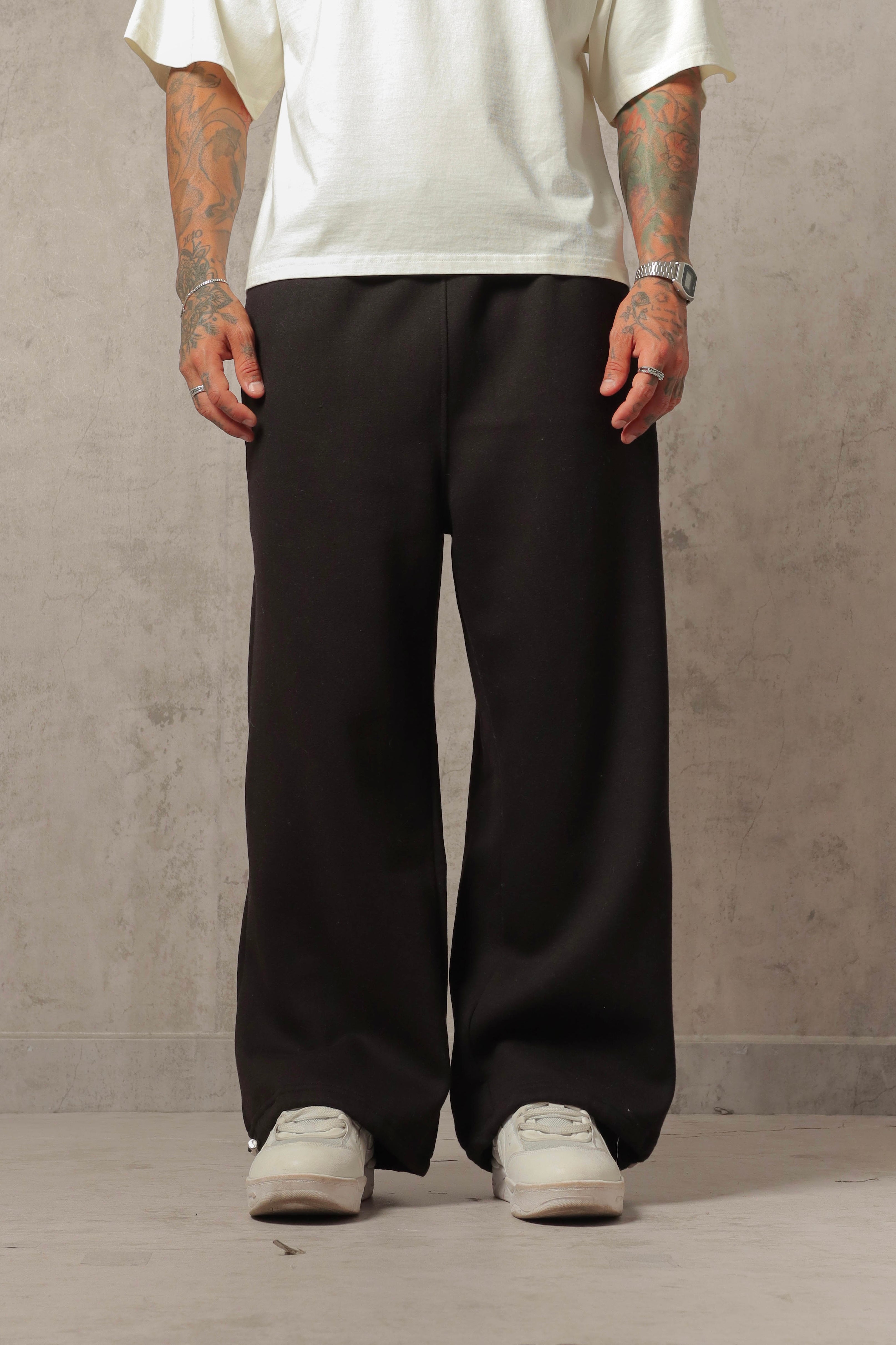 JOGGER OVERSIZE FREE NEGRO