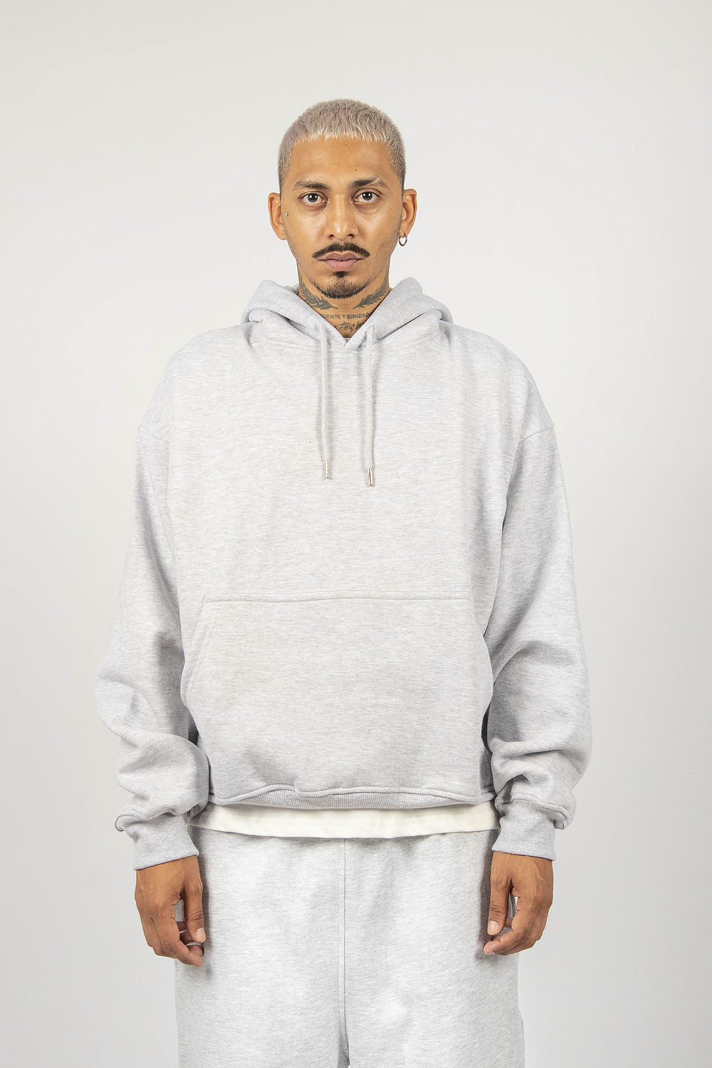 HODDIE MELANGE