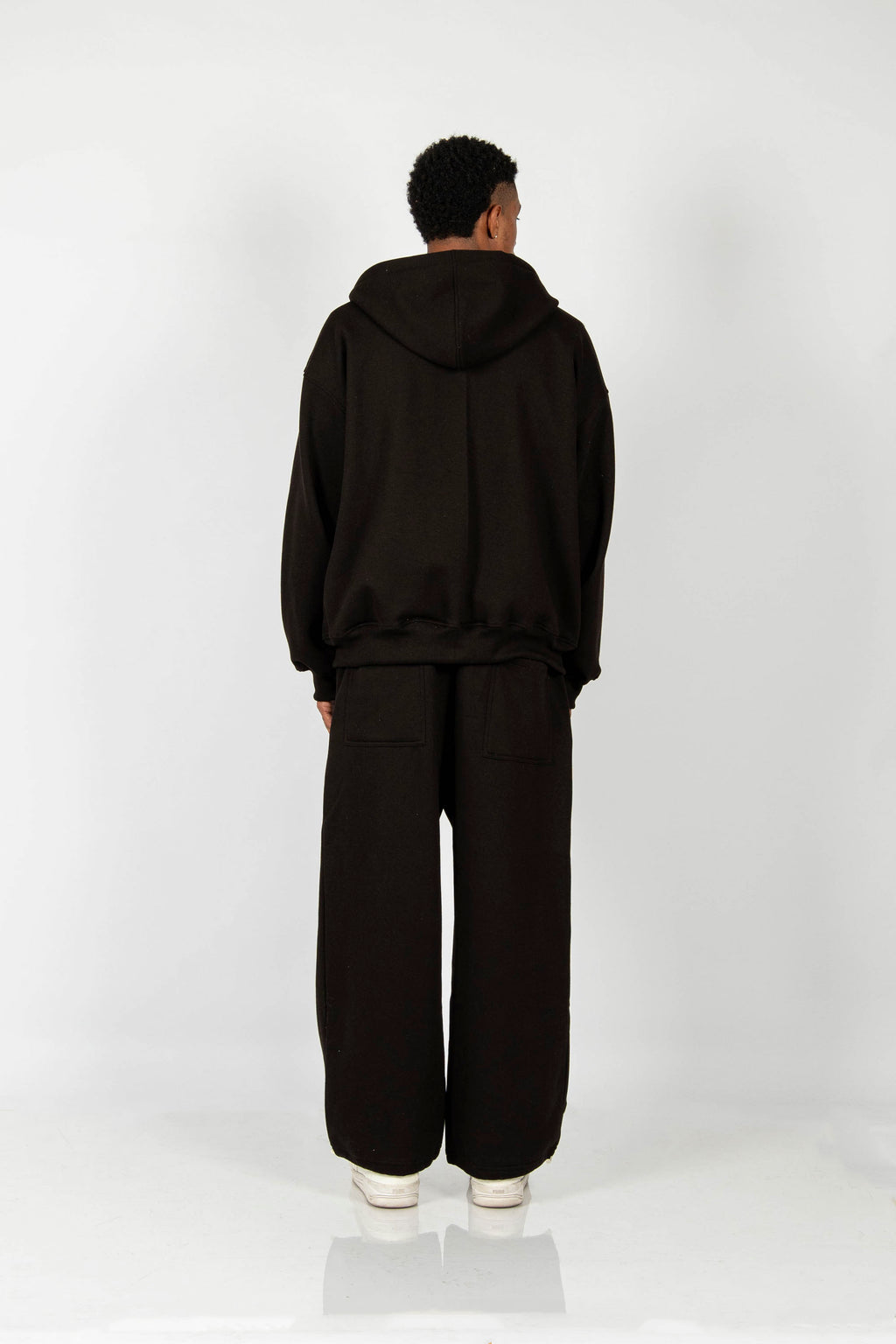 SET FREE ZIP HODDIE + JOGGER – NEGRO