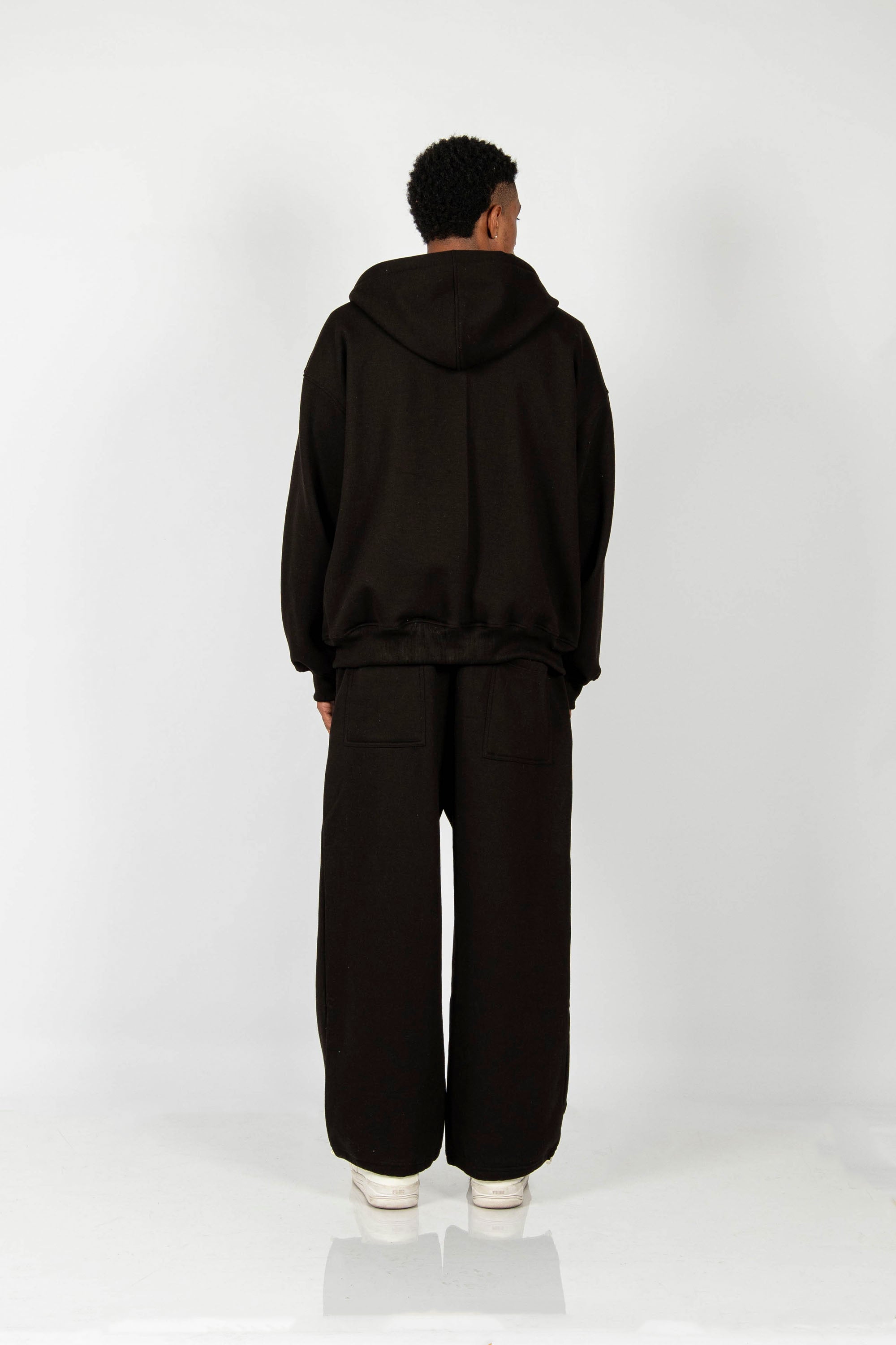 SET FREE ZIP HODDIE + JOGGER – NEGRO