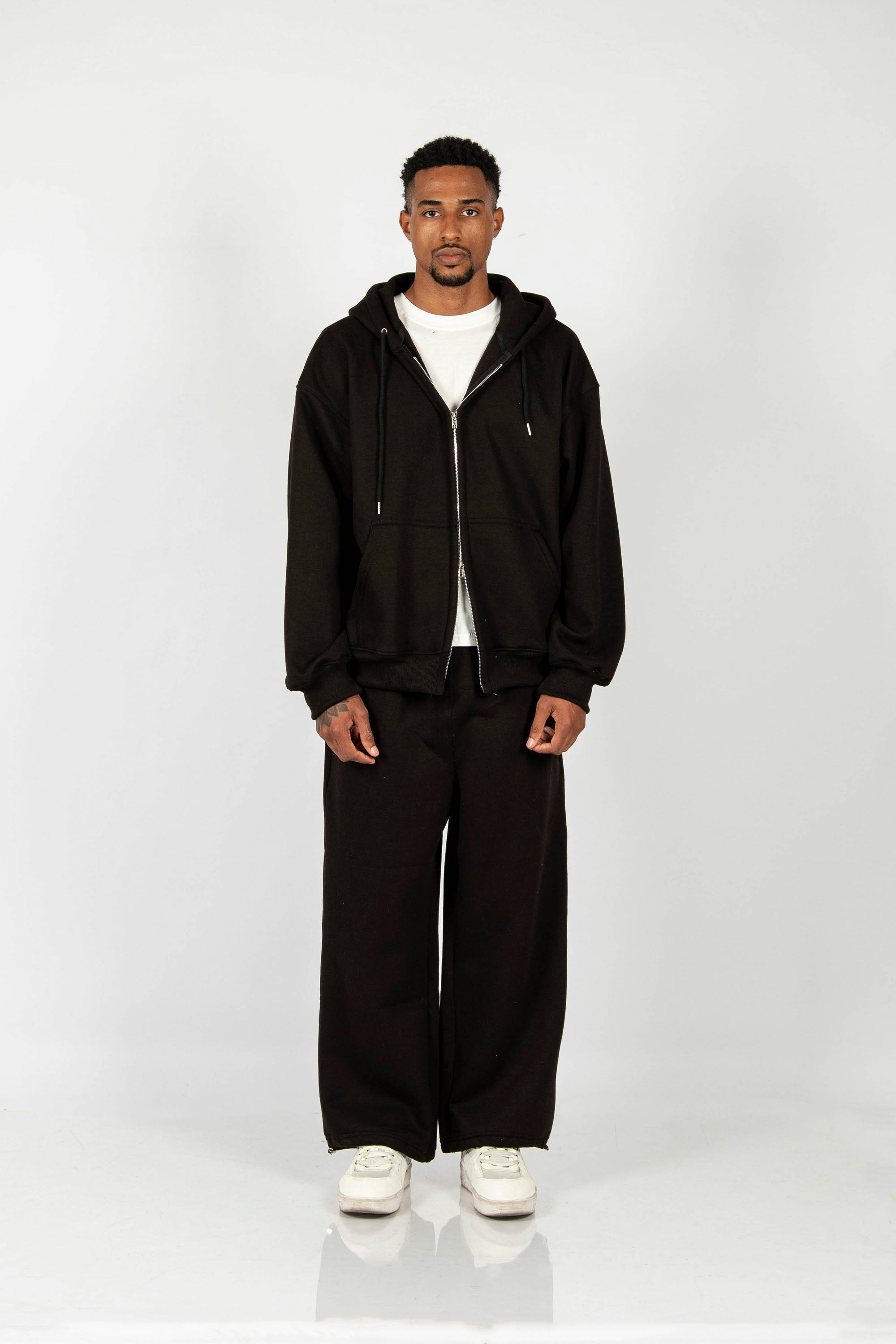 SET FREE ZIP HODDIE + JOGGER – NEGRO