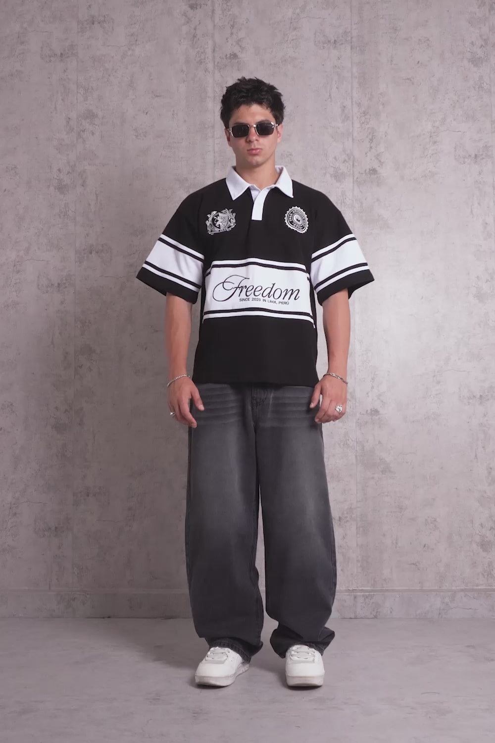 POLO PIQUÉ FREEDOM COLLEGE NEGRO